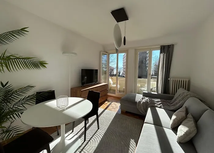 Апартаменты Cityscape Pres De Lausanne *